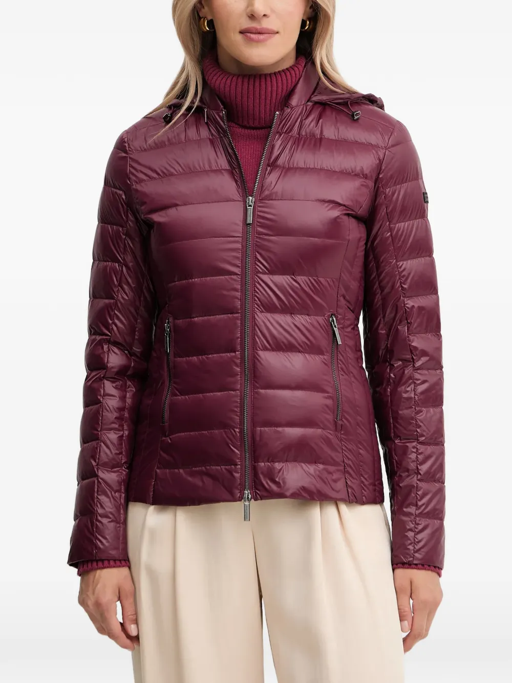 Утепленная куртка с капюшоном Armani Exchange, красный
Утепленная куртка с капюшоном Armani Exchange, красный