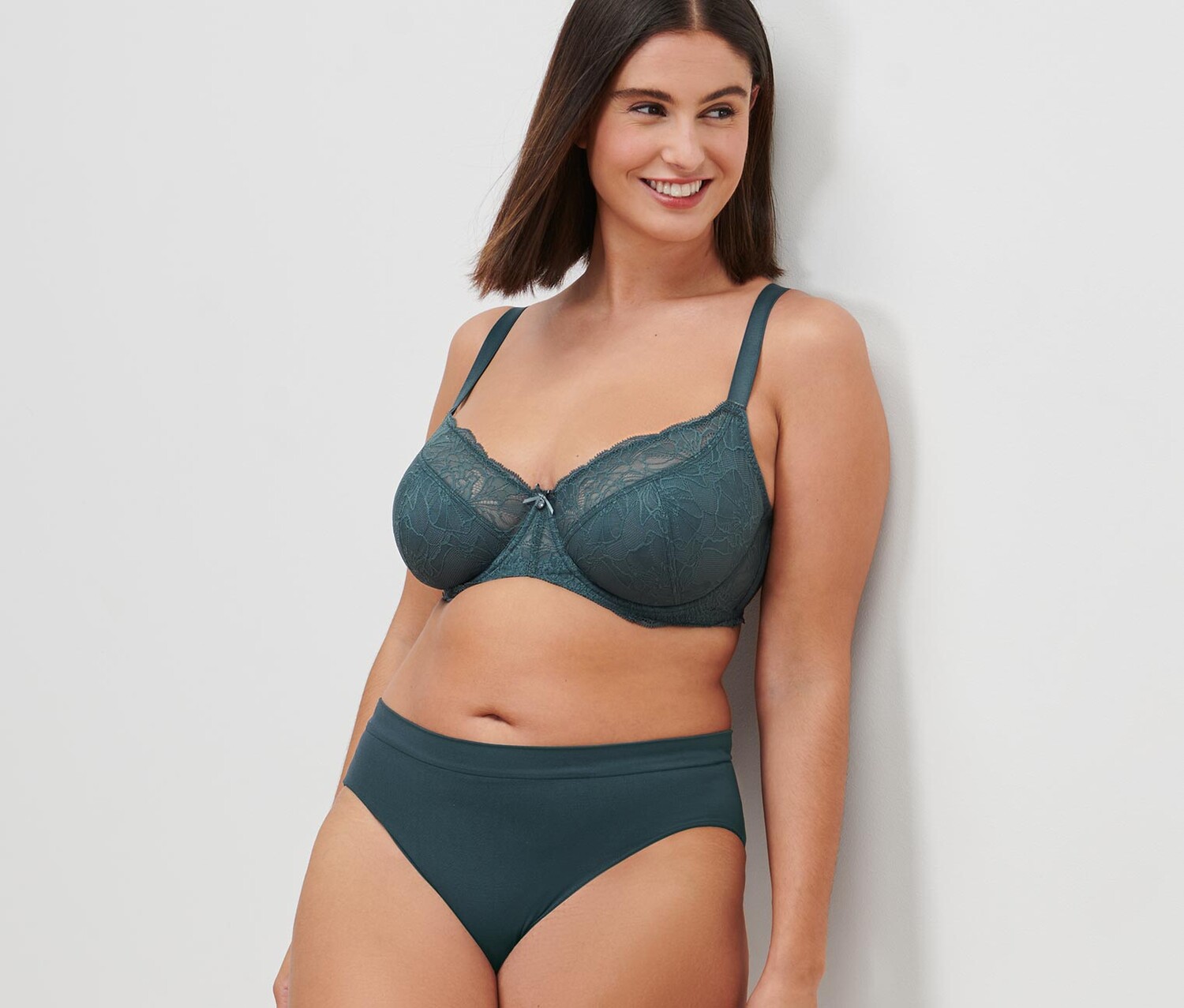 Бюстгальтер на косточках Tchibo, бензиновый
Бюстгальтер на косточках Tchibo, бензиновый