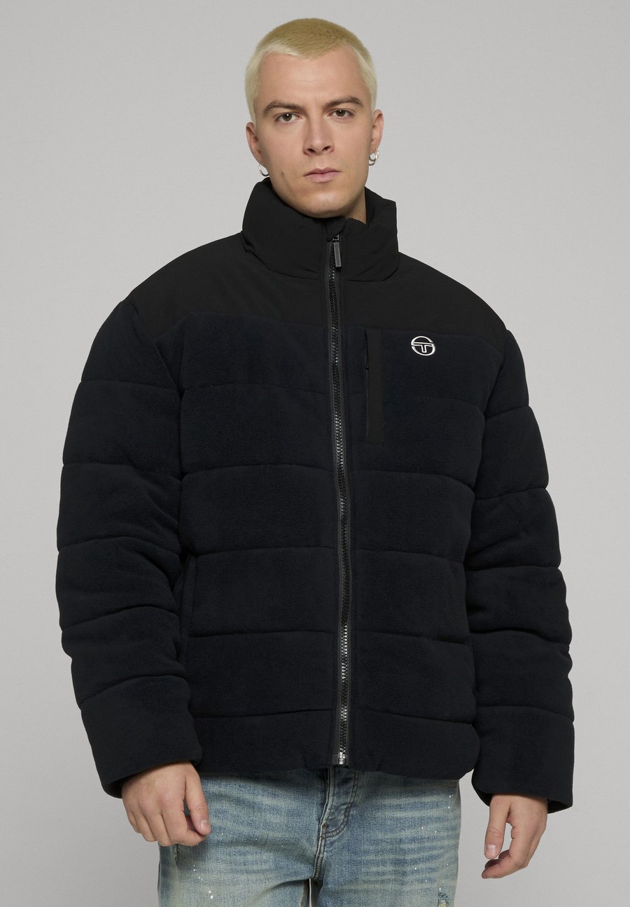 Куртка Sergio Tacchini BRENTA, Black Gardenia/Black
Куртка Sergio Tacchini BRENTA, Black Gardenia/Black