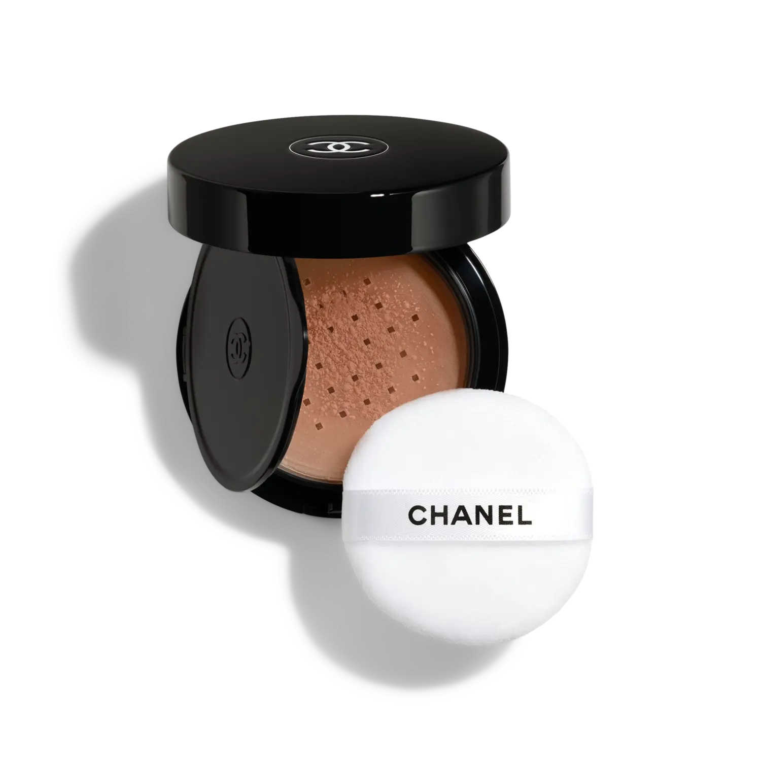 Рассыпчатая пудра POUDRE UNIVERSELLE LIBRE с натуральным финишем, удобный формат для использования в дороге + сменный блок. CHANEL, 152 Very Intense
Рассыпчатая пудра POUDRE UNIVERSELLE LIBRE с натуральным финишем, удобный формат для использования в дороге + сменный блок. CHANEL, 152 Very Intense