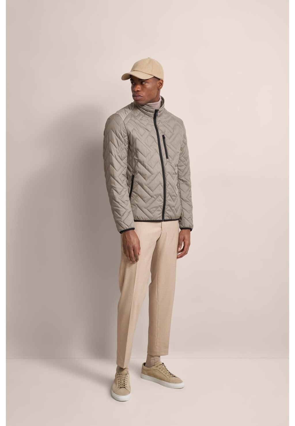 Легкая куртка STEPPOPTIK bugatti, бежевый
Легкая куртка STEPPOPTIK bugatti, бежевый