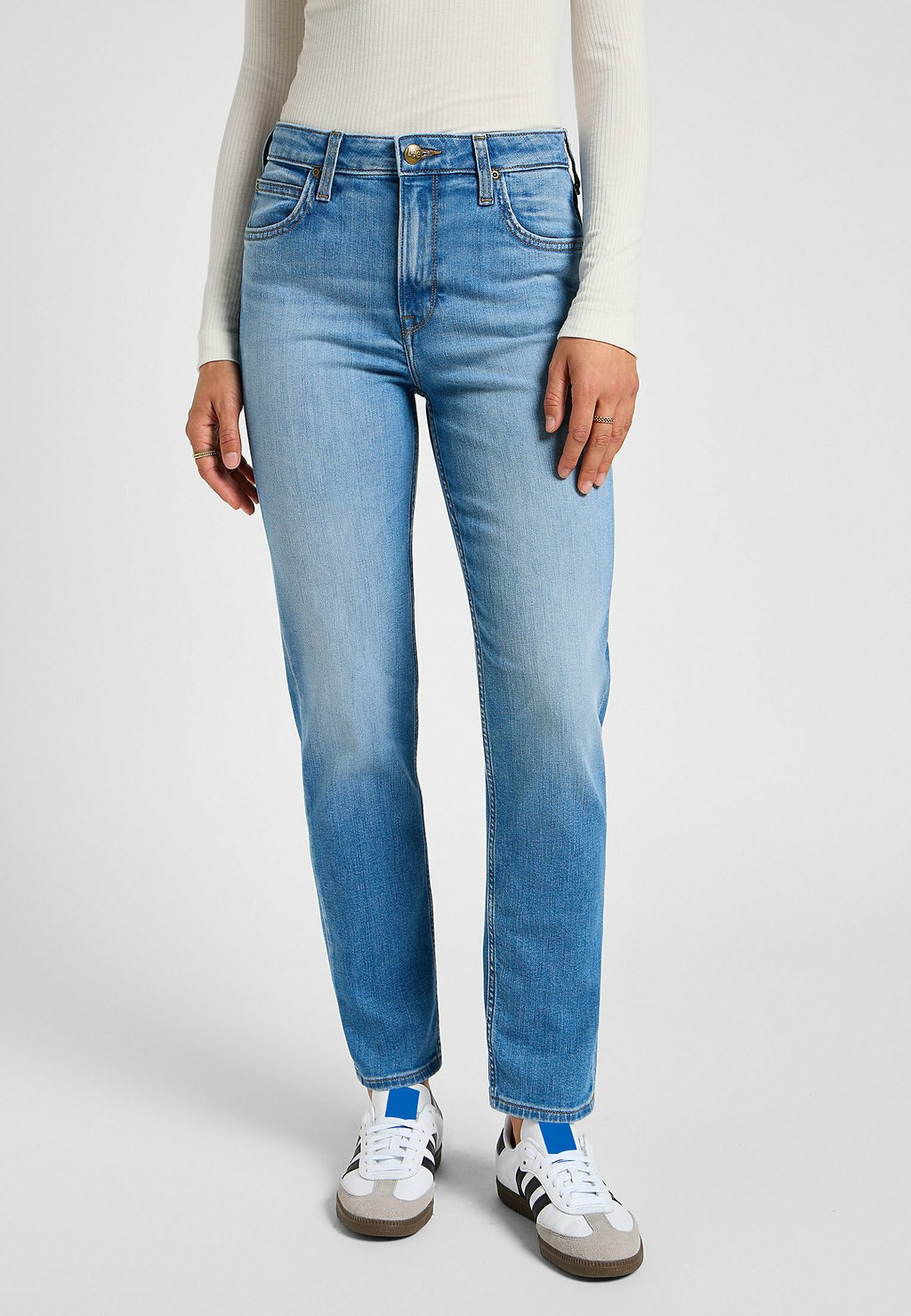 Джинсы прямого кроя CAROL Lee, синий деним
Джинсы прямого кроя CAROL Lee, синий деним