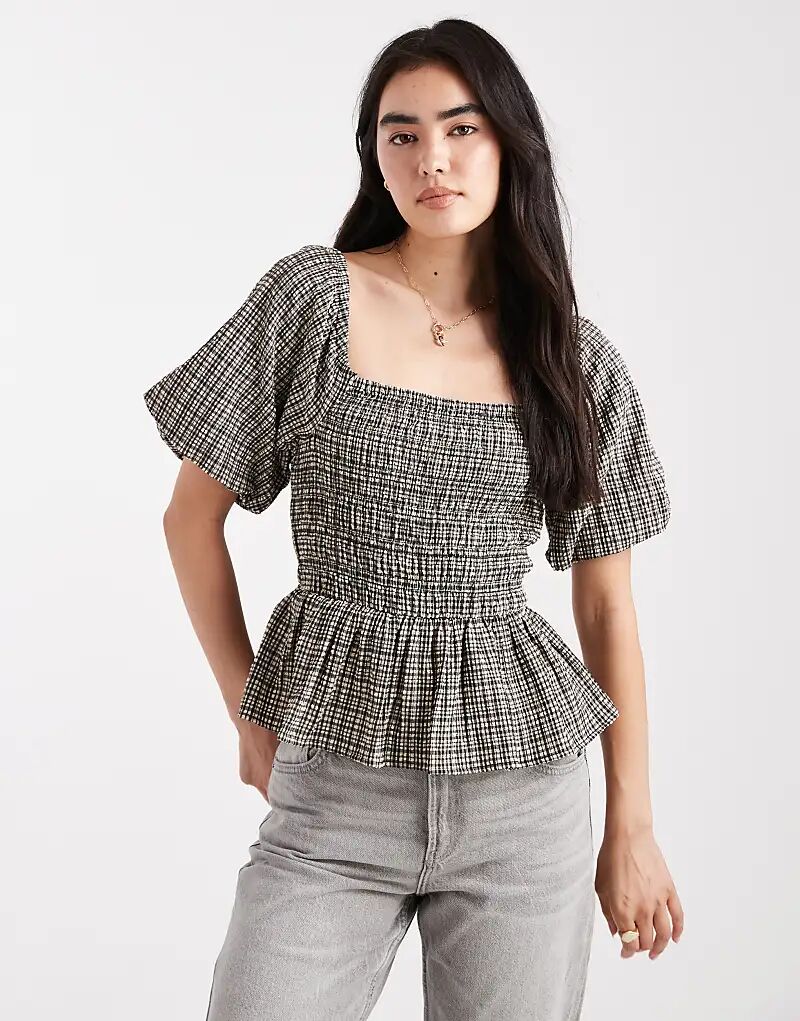 Топ-молочник New Look в клетку со сборками, черный
Топ-молочник New Look в клетку со сборками, черный