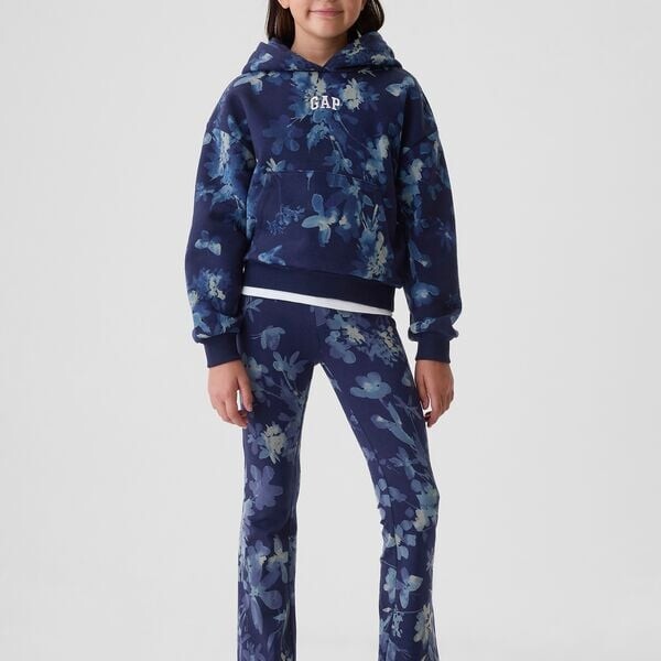 Укороченная толстовка с цветочным принтом и вышитым логотипом Gap, синий
Укороченная толстовка с цветочным принтом и вышитым логотипом Gap, синий