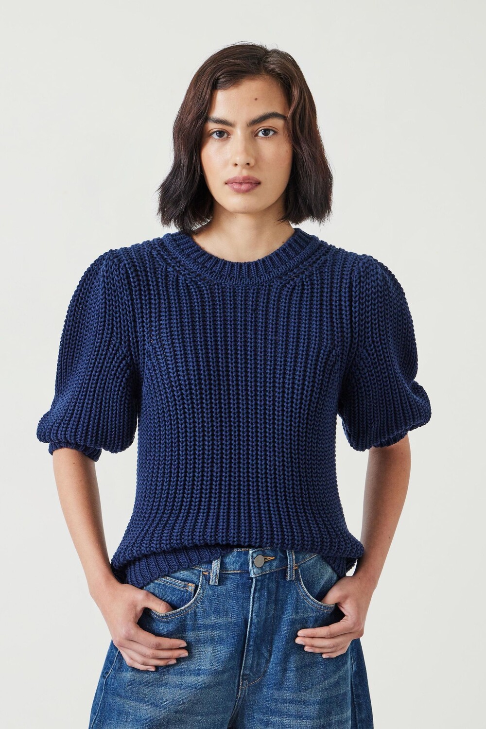 Топ Jessie из 100% хлопка в рубчик Hush, синий
Топ Jessie из 100% хлопка в рубчик Hush, синий