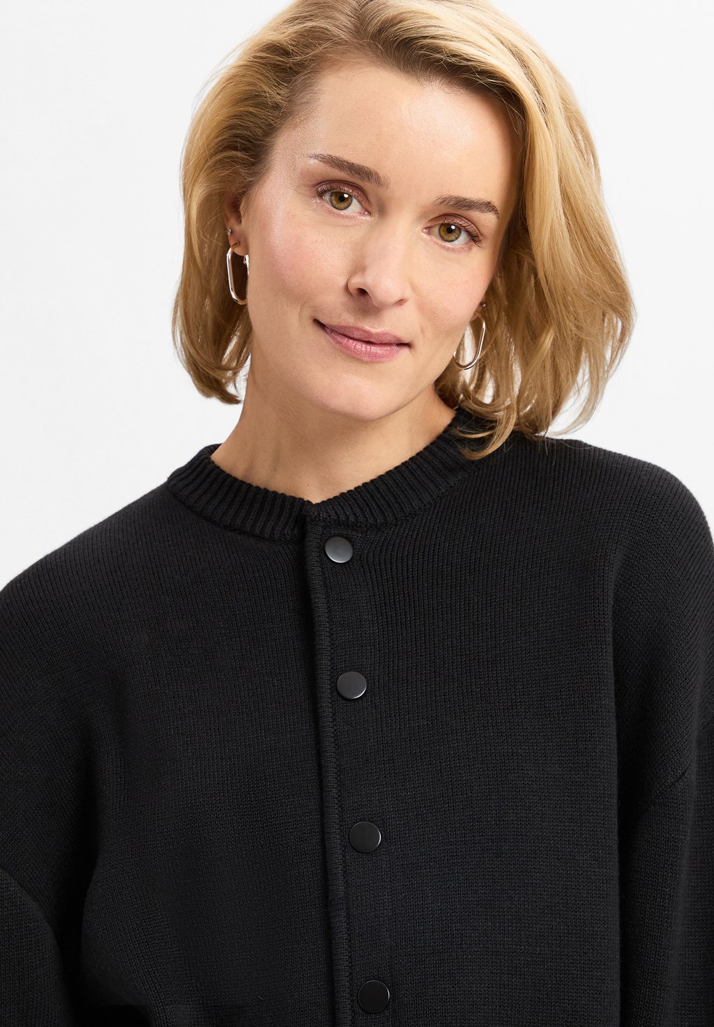 Кардиган ANIELA EDITED, черный
Кардиган ANIELA EDITED, черный