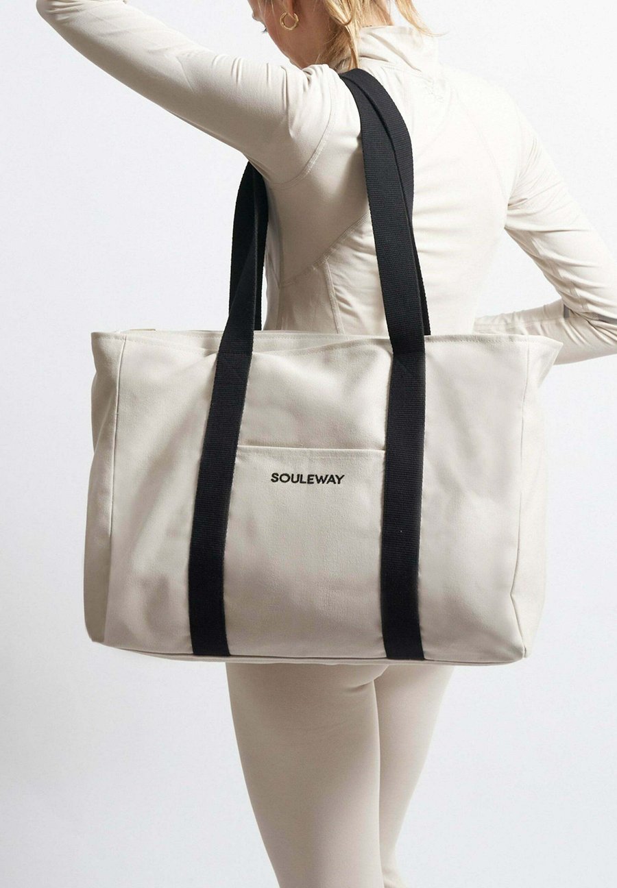 Сумка-шоппер SOULEWAY YOGA, Desert Sand Night Black/Beige
Сумка-шоппер SOULEWAY YOGA, Desert Sand Night Black/Beige