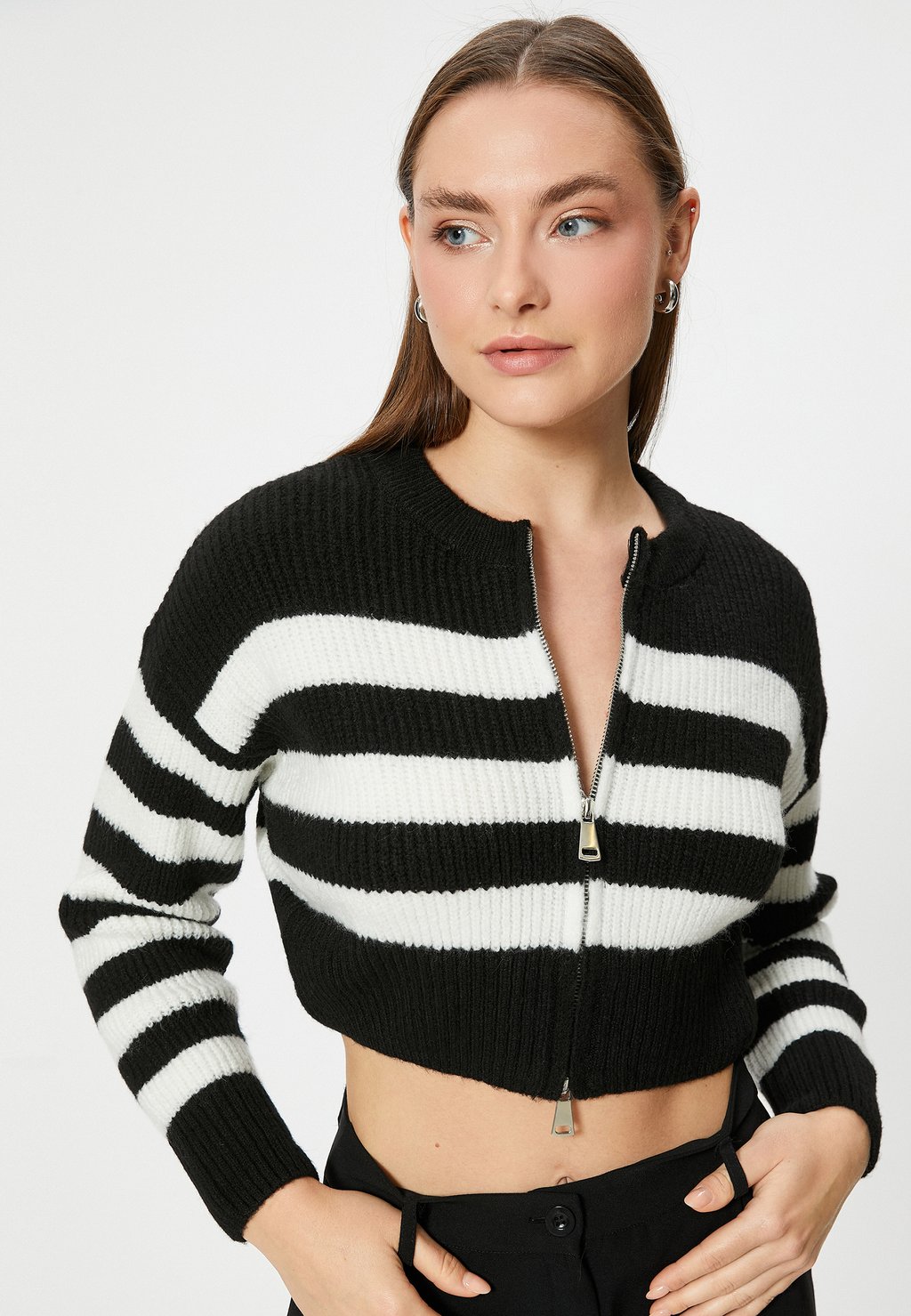 Кардиган CROP Koton, черный
Кардиган CROP Koton, черный