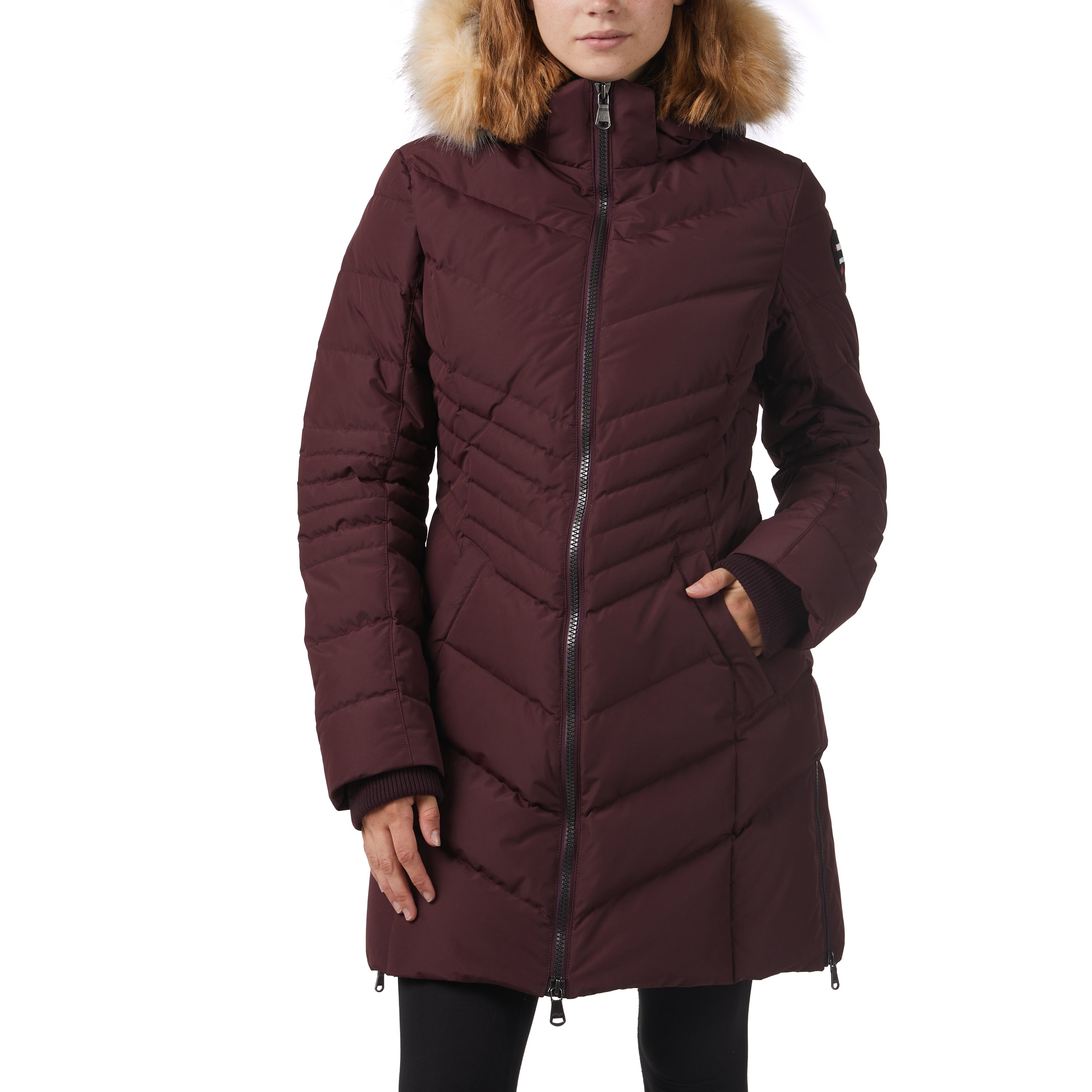 Женское стеганое пальто Pajar Queens с отделкой из искусственного меха и шевронным узором средней длины, цвет ox blood/crystal, Коричневый, Женское стеганое пальто Pajar Queens с отделкой из искусственного меха и шевронным узором средней длины, цвет ox bl
Женское стеганое пальто Pajar Queens с отделкой из искусственного меха и шевронным узором средней длины, цвет ox blood/crystal, Коричневый, Женское стеганое пальто Pajar Queens с отделкой из искусственного меха и шевронным узором средней длины, цвет ox bl