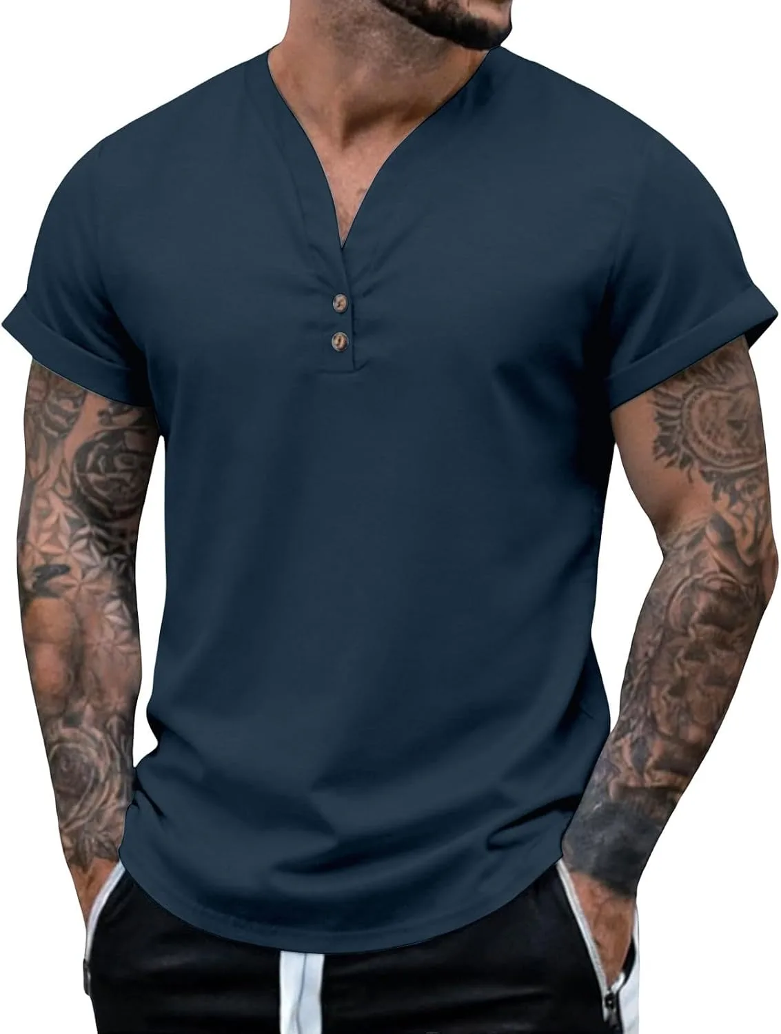 Мужская футболка хенли с v-образным вырезом и коротким рукавом
Мужская футболка хенли с v-образным вырезом и коротким рукавом