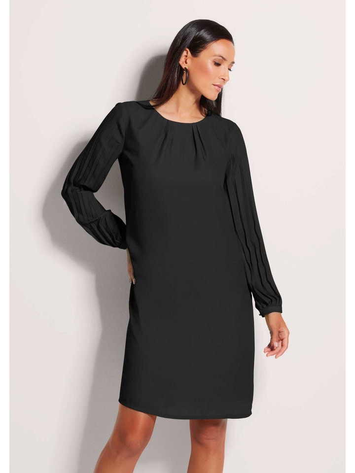 MADELEINE Платье с длинными рукавами черного цвета
MADELEINE Платье с длинными рукавами черного цвета