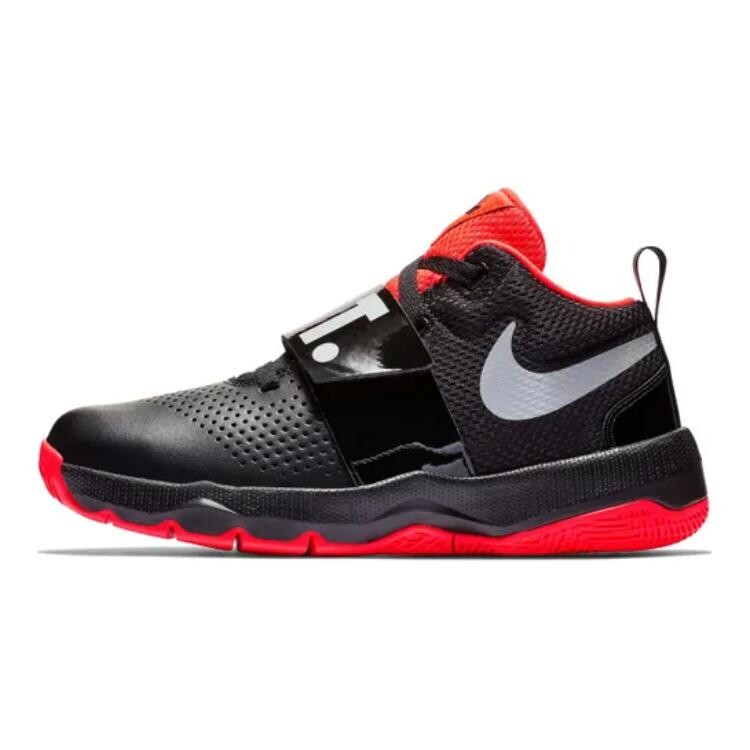 Баскетбольные кроссовки Team Hustle D 8 Kids GS Low-top Black/Varsity Red/White/Metallic Silver Nike, черный/красный/белый/серебряный
Баскетбольные кроссовки Team Hustle D 8 Kids GS Low-top Black/Varsity Red/White/Metallic Silver Nike, черный/красный/белый/серебряный