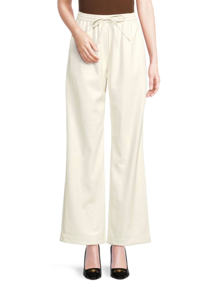 Широкие брюки из искусственной кожи Carolina Area Stars, кремовый
Широкие брюки из искусственной кожи Carolina Area Stars, кремовый