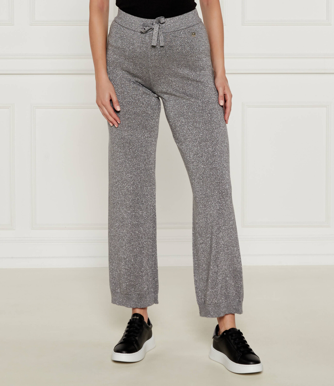 Брюки Joop! di maglia 58 flare fit, серебро
Брюки Joop! di maglia 58 flare fit, серебро