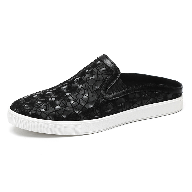 Закрытые тапочки мужские Kemaron, черные
Закрытые тапочки мужские Kemaron, черные