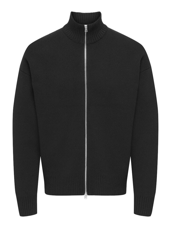 Свитер черного цвета Only&Sons
Свитер черного цвета Only&Sons