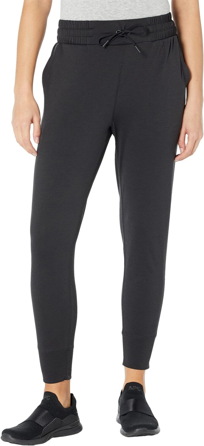 Джоггеры Lifa Tech Lite Helly Hansen, черный
Джоггеры Lifa Tech Lite Helly Hansen, черный