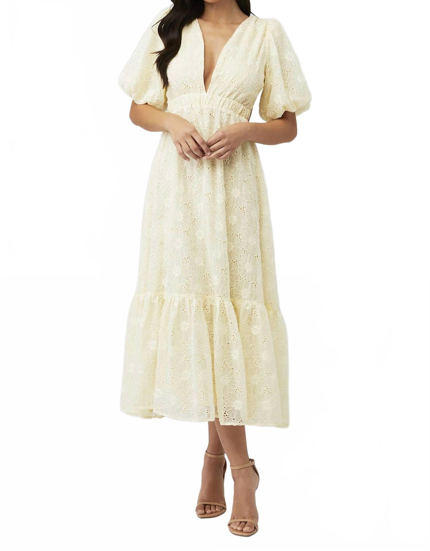 Платье Label Jaxine в желтом цвете ASTR
Платье Label Jaxine в желтом цвете ASTR