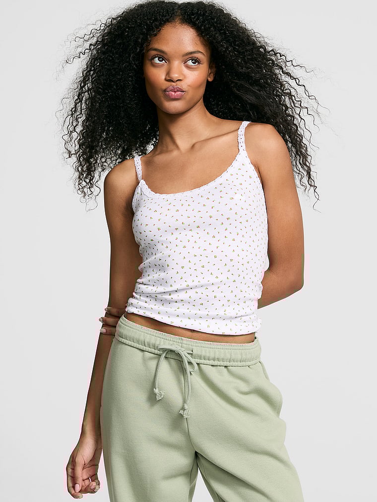 Довольно идеальная майка Pink, cotton vs white floral
Довольно идеальная майка Pink, cotton vs white floral