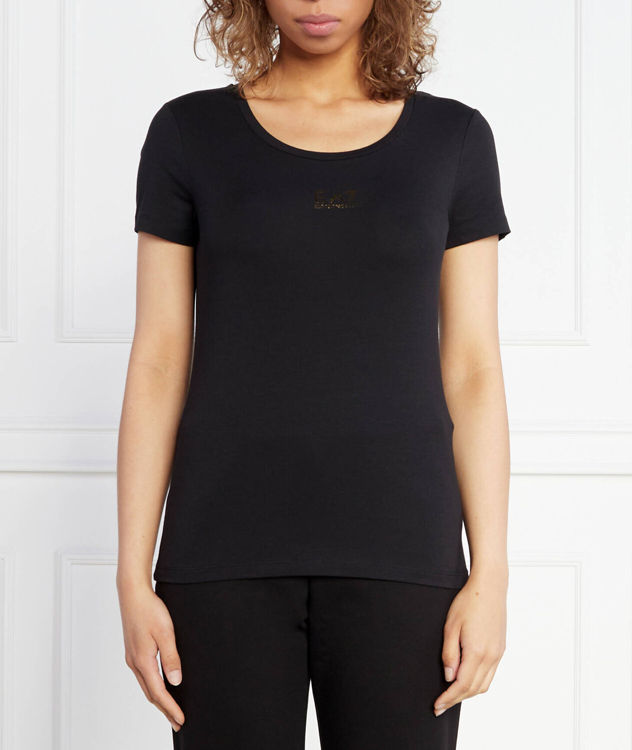 Футболка EA7 Regular Fit, черный
Футболка EA7 Regular Fit, черный