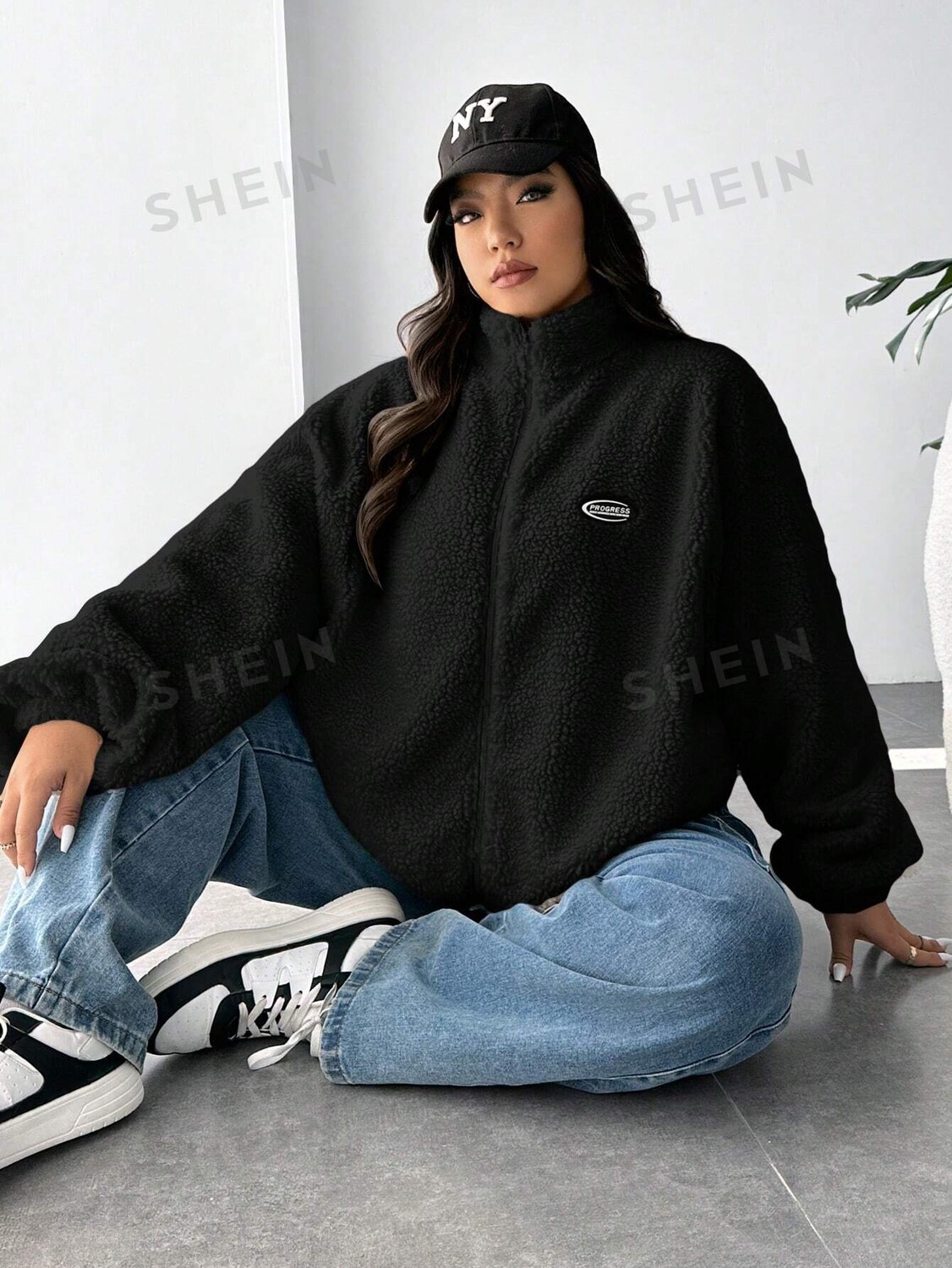 EZwear Куртка с длинными рукавами, повседневный образ, буквенный принт. Для женщин больших размеров На осень и зиму Shein, черный
EZwear Куртка с длинными рукавами, повседневный образ, буквенный принт. Для женщин больших размеров На осень и зиму Shein, черный