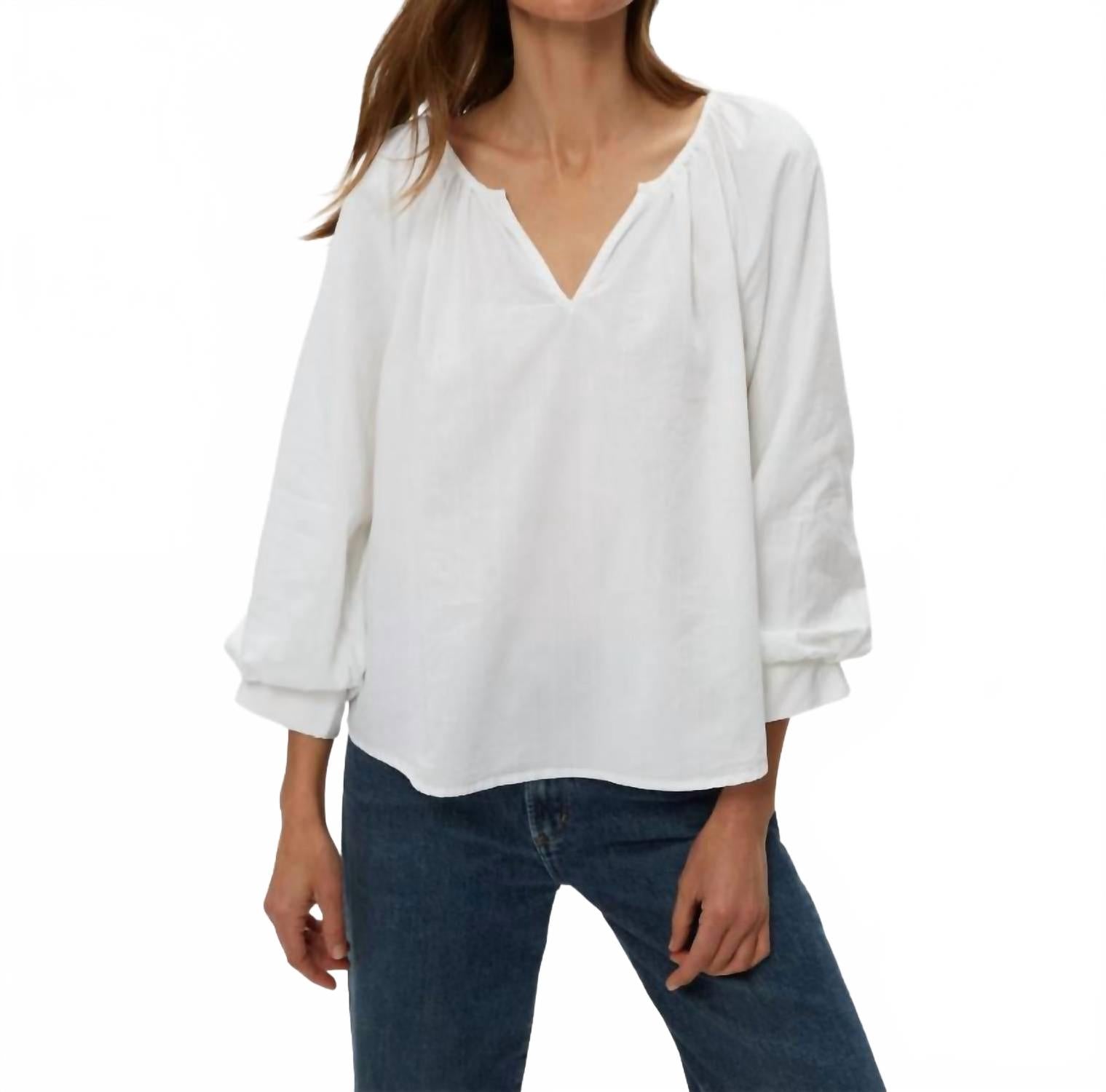 Топ с вырезом лодочкой Cleo Notch в белом Michael Stars
Топ с вырезом лодочкой Cleo Notch в белом Michael Stars