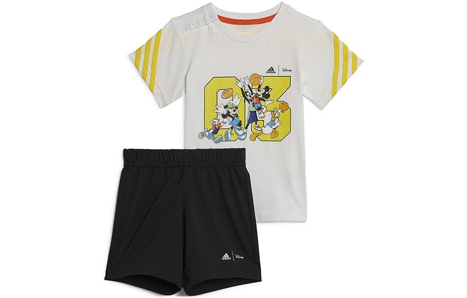 Детская повседневная спортивная одежда Adidas
Детская повседневная спортивная одежда Adidas