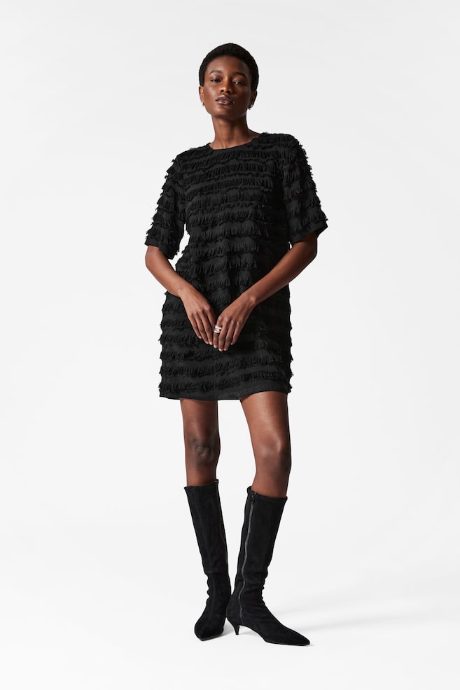 Мини-Платье с бахромой & Other Stories, черный 
Мини-Платье с бахромой & Other Stories, черный