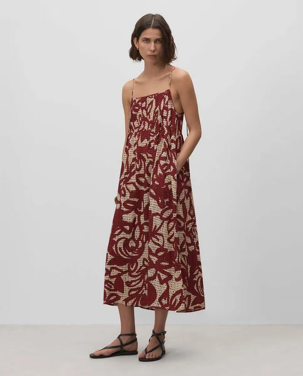 Платье с бретелями в цветочный принт Simorra, красный
Платье с бретелями в цветочный принт Simorra, красный