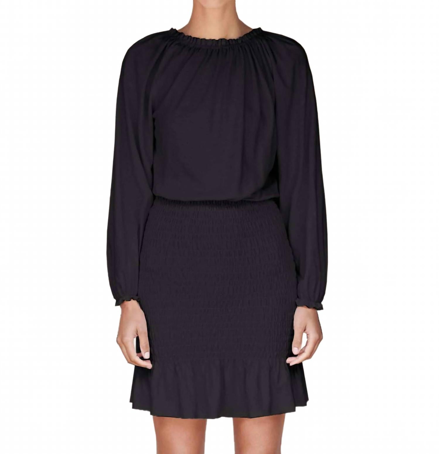 Черное платье с рюшами и присборенным лифом Sundry
Черное платье с рюшами и присборенным лифом Sundry