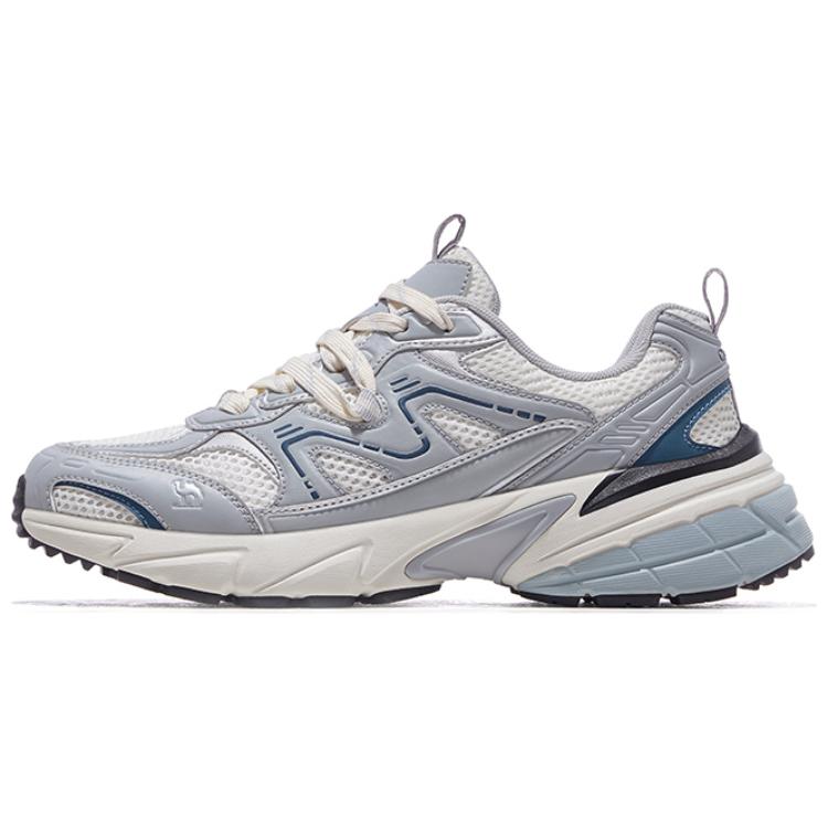 CAMEL Скользоустойчивые утолщенные низкие кроссовки на платформе для мужчин бело-серебристые с синим, цвет White Silver/Blue
CAMEL Скользоустойчивые утолщенные низкие кроссовки на платформе для мужчин бело-серебристые с синим, цвет White Silver/Blue