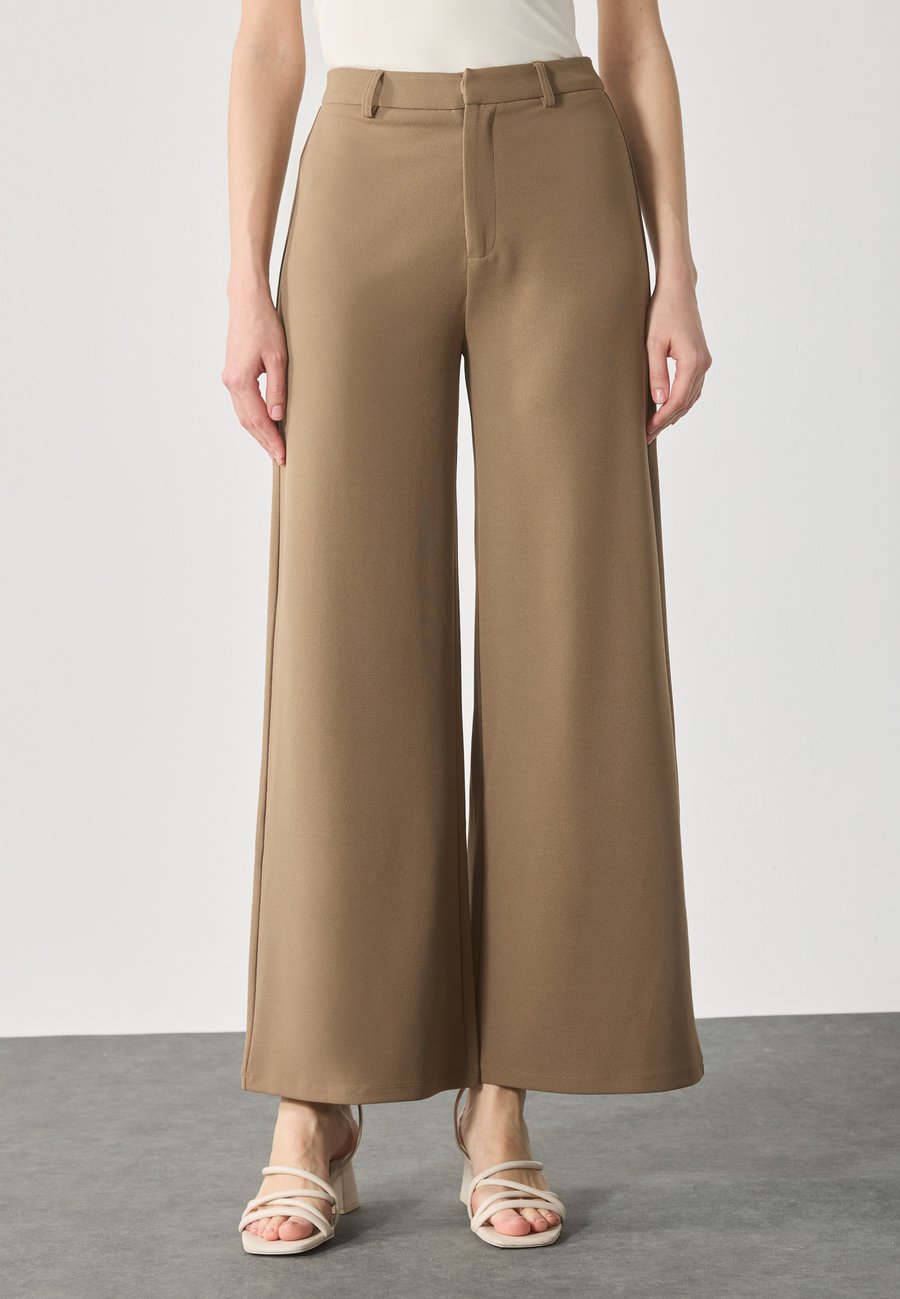 Брюки Anna Field Trousers, Taupe
Брюки Anna Field Trousers, Taupe