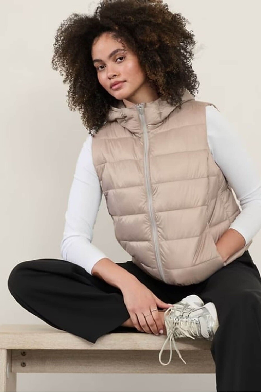 Aire стеганый жилет куртка Athleta, бежевый
Aire стеганый жилет куртка Athleta, бежевый