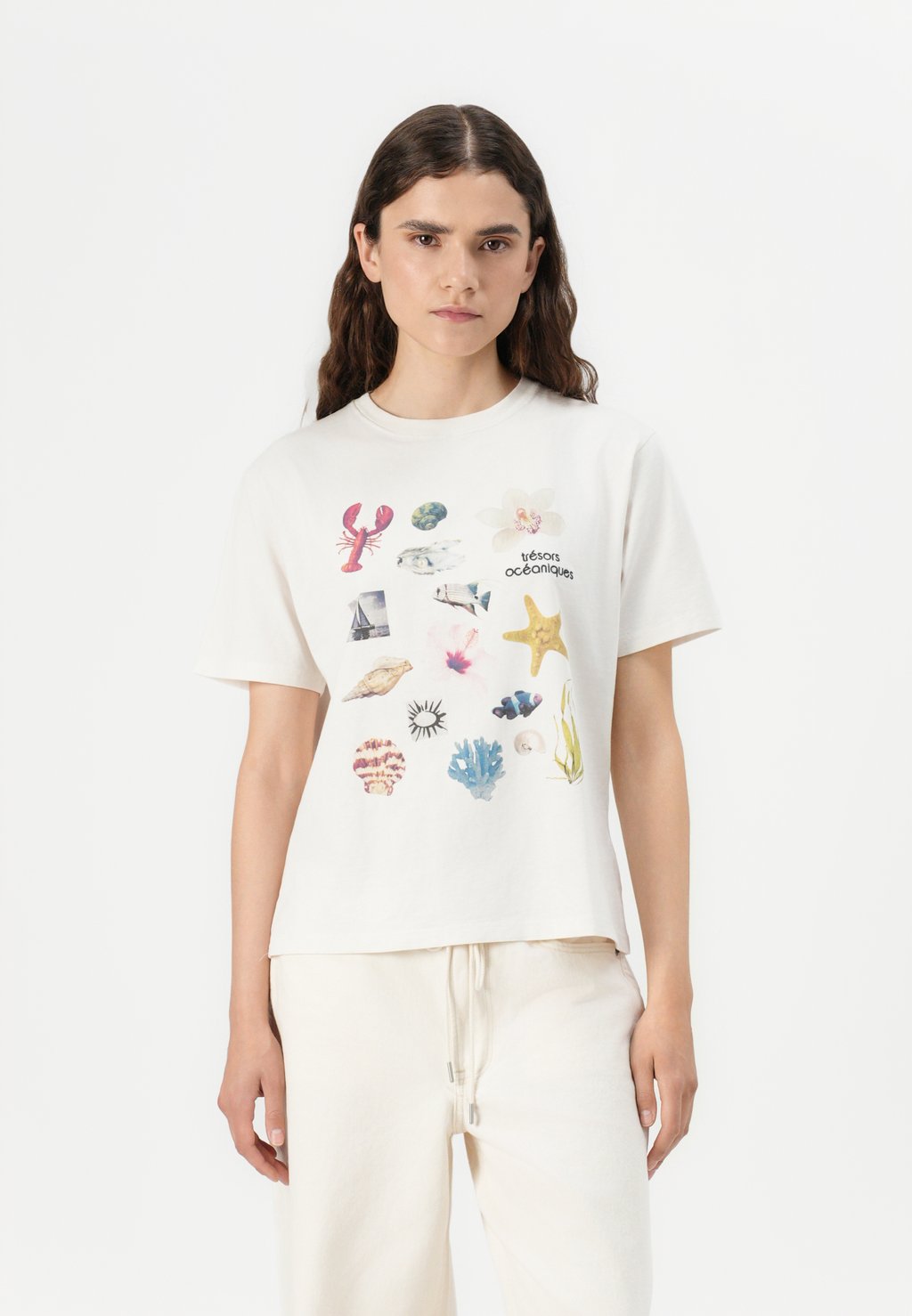 Футболка с принтом RELAXED AMALFI COAST Abercrombie & Fitch, белый
Футболка с принтом RELAXED AMALFI COAST Abercrombie & Fitch, белый