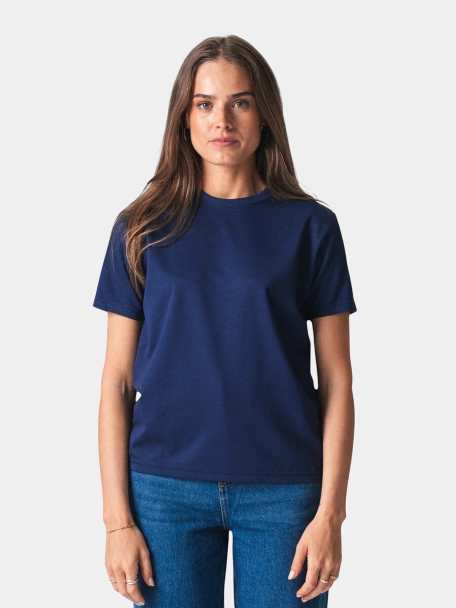 Рубашка TEESHOPPEN Leah, темно-синий
Рубашка TEESHOPPEN Leah, темно-синий