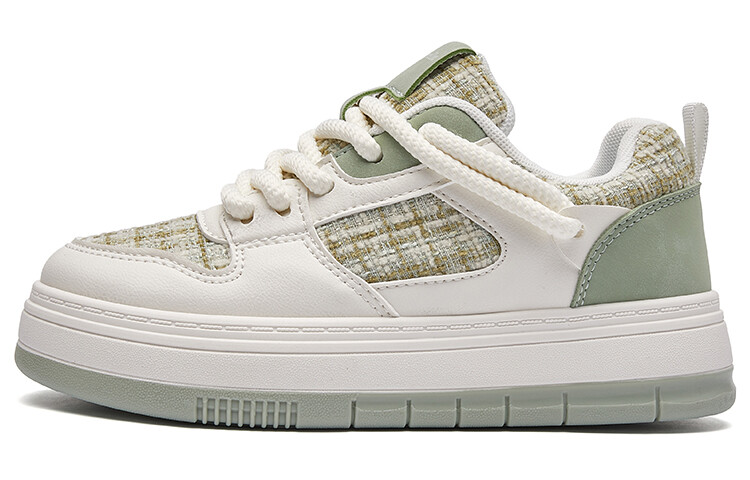 Кеды, скейтборд обувь женская низкая La Chapelle, белый/зеленый
Кеды, скейтборд обувь женская низкая La Chapelle, белый/зеленый