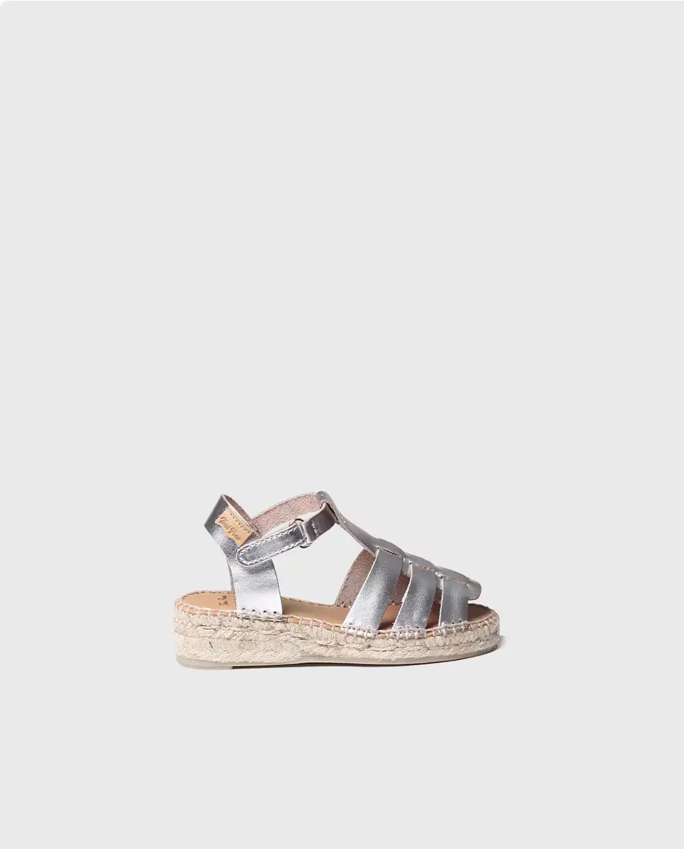 Детские открытые кожаные сандалии на липучке Toni Pons, серебряный
Детские открытые кожаные сандалии на липучке Toni Pons, серебряный