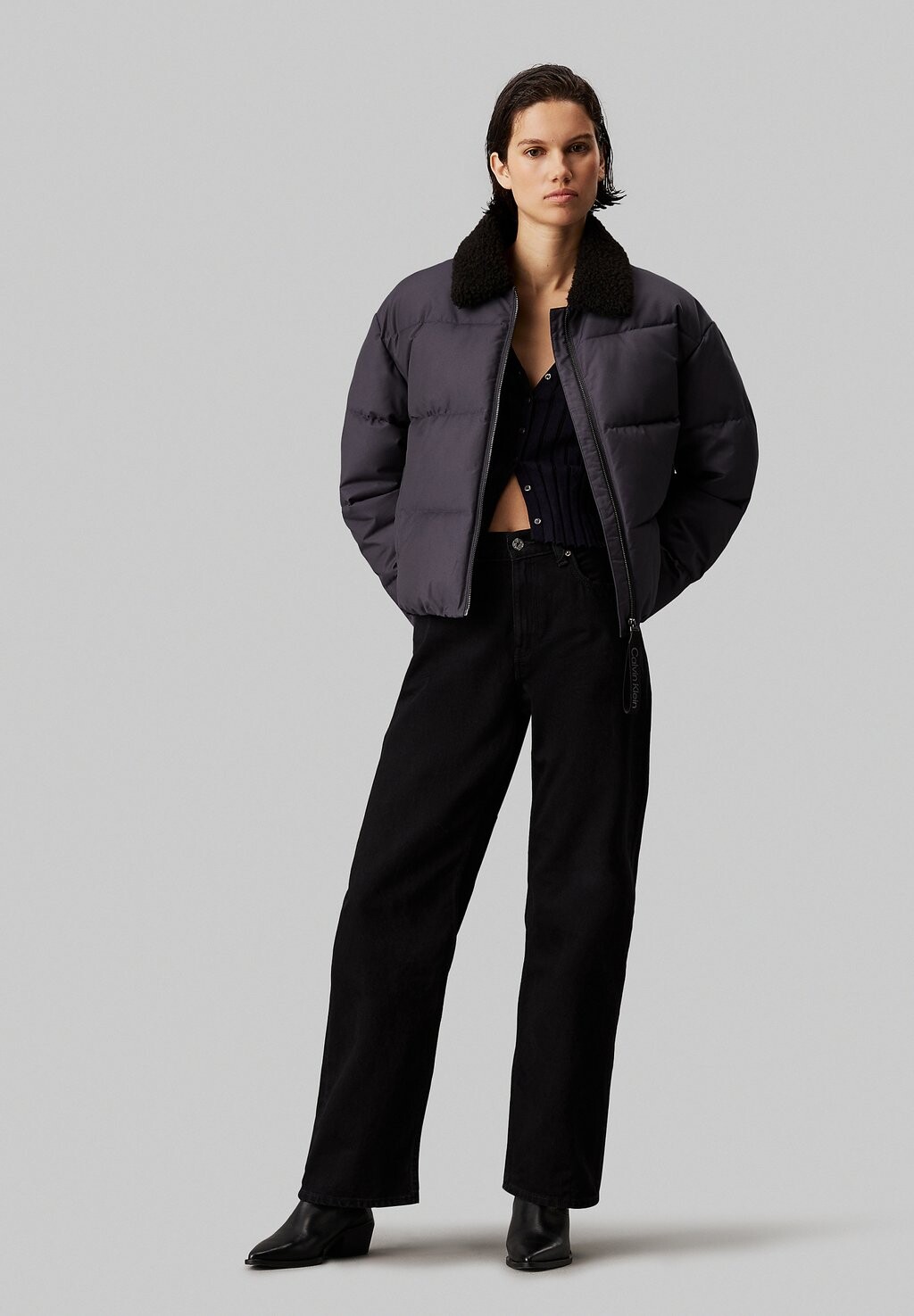 Зимняя куртка AVIATOR PUFFER Calvin Klein Jeans, темно-серый
Зимняя куртка AVIATOR PUFFER Calvin Klein Jeans, темно-серый