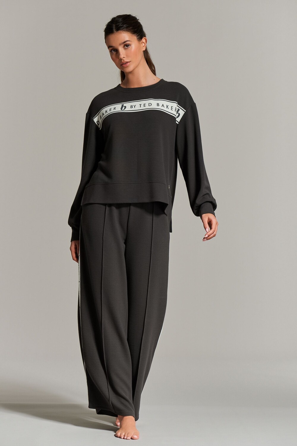 Верхняя часть Rib Lounge B By Ted Baker, серый
Верхняя часть Rib Lounge B By Ted Baker, серый