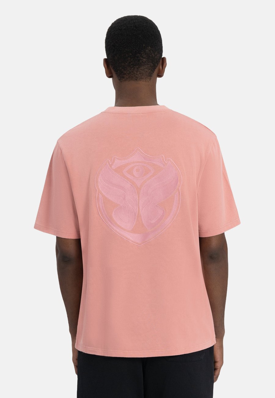 Футболка Tomorrowland Store GRAPHICON BACK, Mid Pink/Pink, Розовый, Футболка Tomorrowland Store GRAPHICON BACK, Mid Pink/Pink
Футболка Tomorrowland Store GRAPHICON BACK, Mid Pink/Pink, Розовый, Футболка Tomorrowland Store GRAPHICON BACK, Mid Pink/Pink