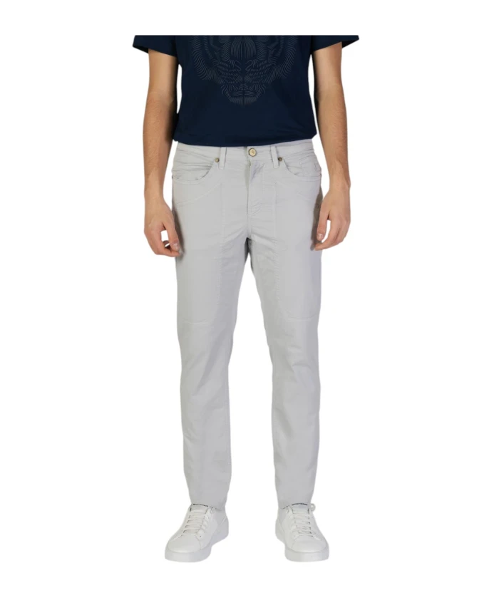 Серые брюки чинос в стиле модели Jeckerson, серый
Серые брюки чинос в стиле модели Jeckerson, серый