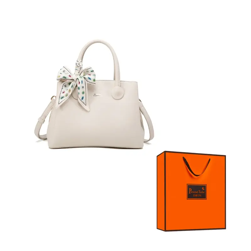 PAYOT Микрофиберовая искусственная кожаная сумка через плечо, Ecru
PAYOT Микрофиберовая искусственная кожаная сумка через плечо, Ecru