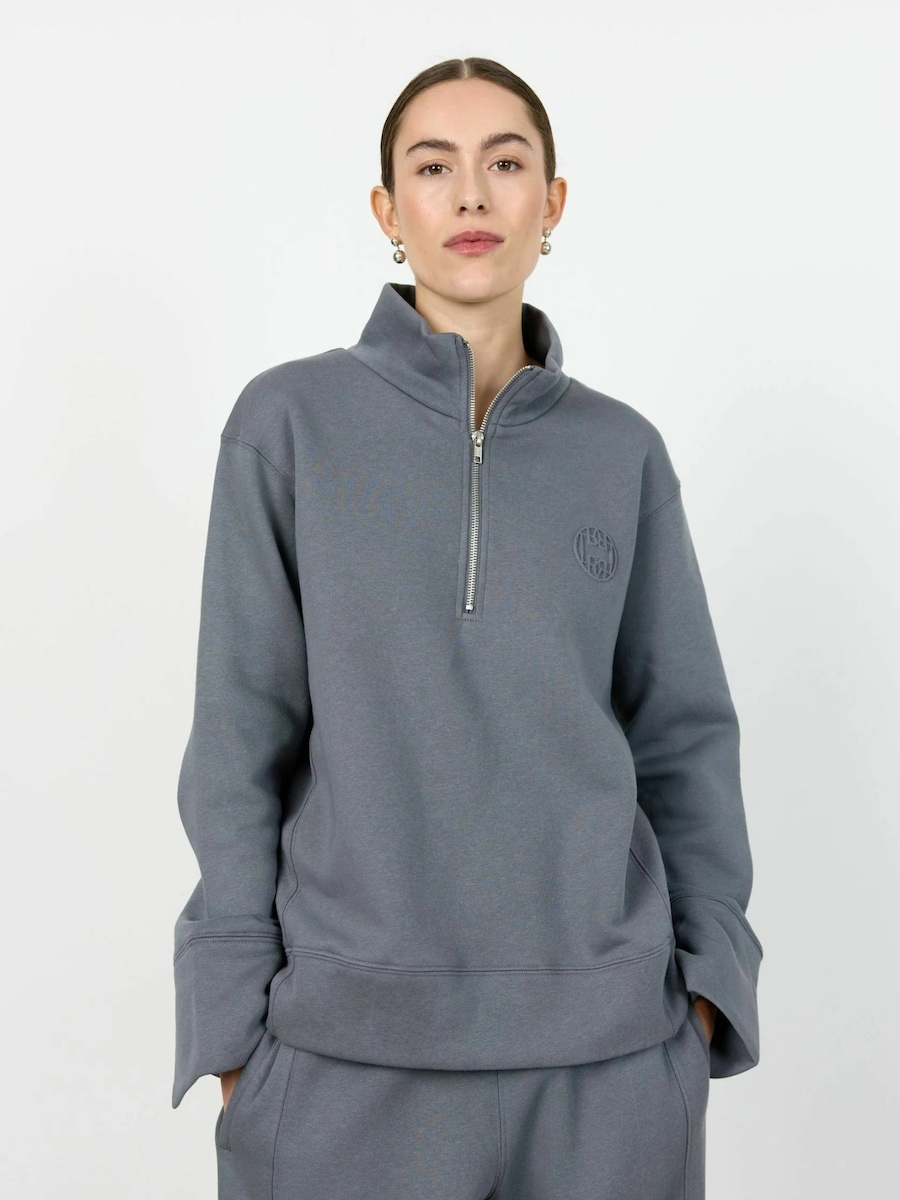 Свитер Levete Room, серый
Свитер Levete Room, серый