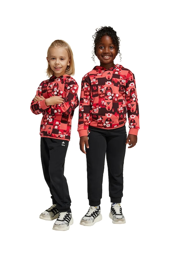 Детский спортивный костюм Adidas, красный
Детский спортивный костюм Adidas, красный