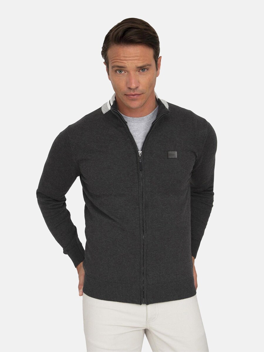 Вязаный кардиган Jacey Quinn, антрацит
Вязаный кардиган Jacey Quinn, антрацит