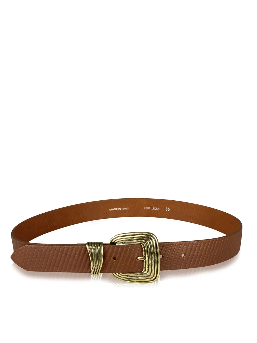 COLLEZIONE ALESSANDRO кожаный ремень "Linda", тисненый материал, металл состаренного золота, цвет Cognac
COLLEZIONE ALESSANDRO кожаный ремень "Linda", тисненый материал, металл состаренного золота, цвет Cognac