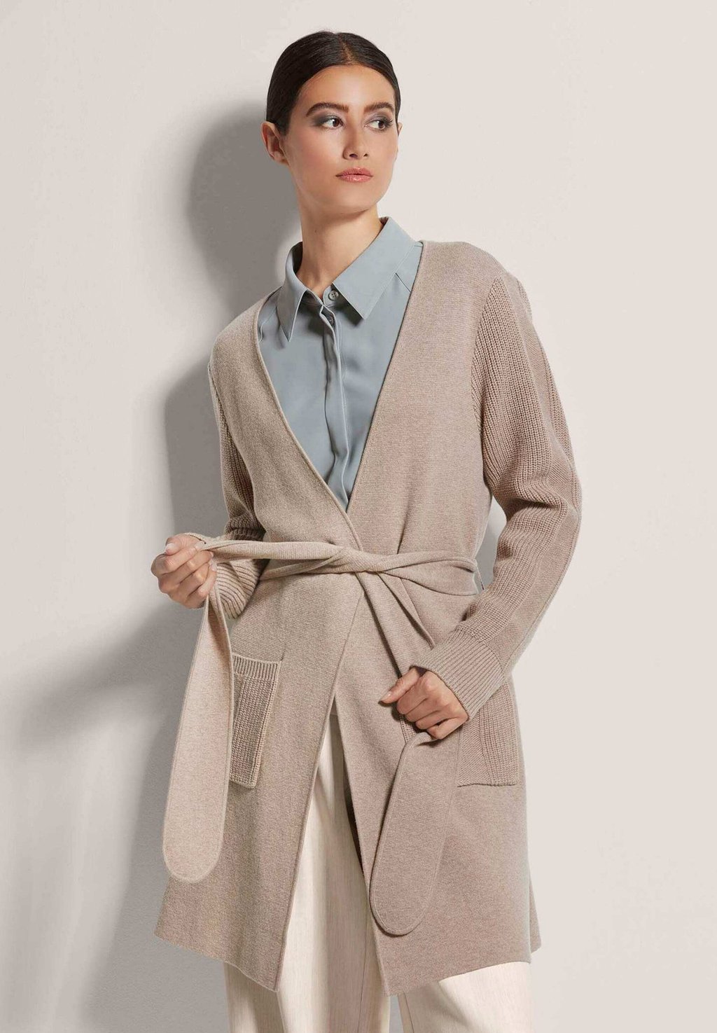 Кардиган MADELEINE, бежевый
Кардиган MADELEINE, бежевый