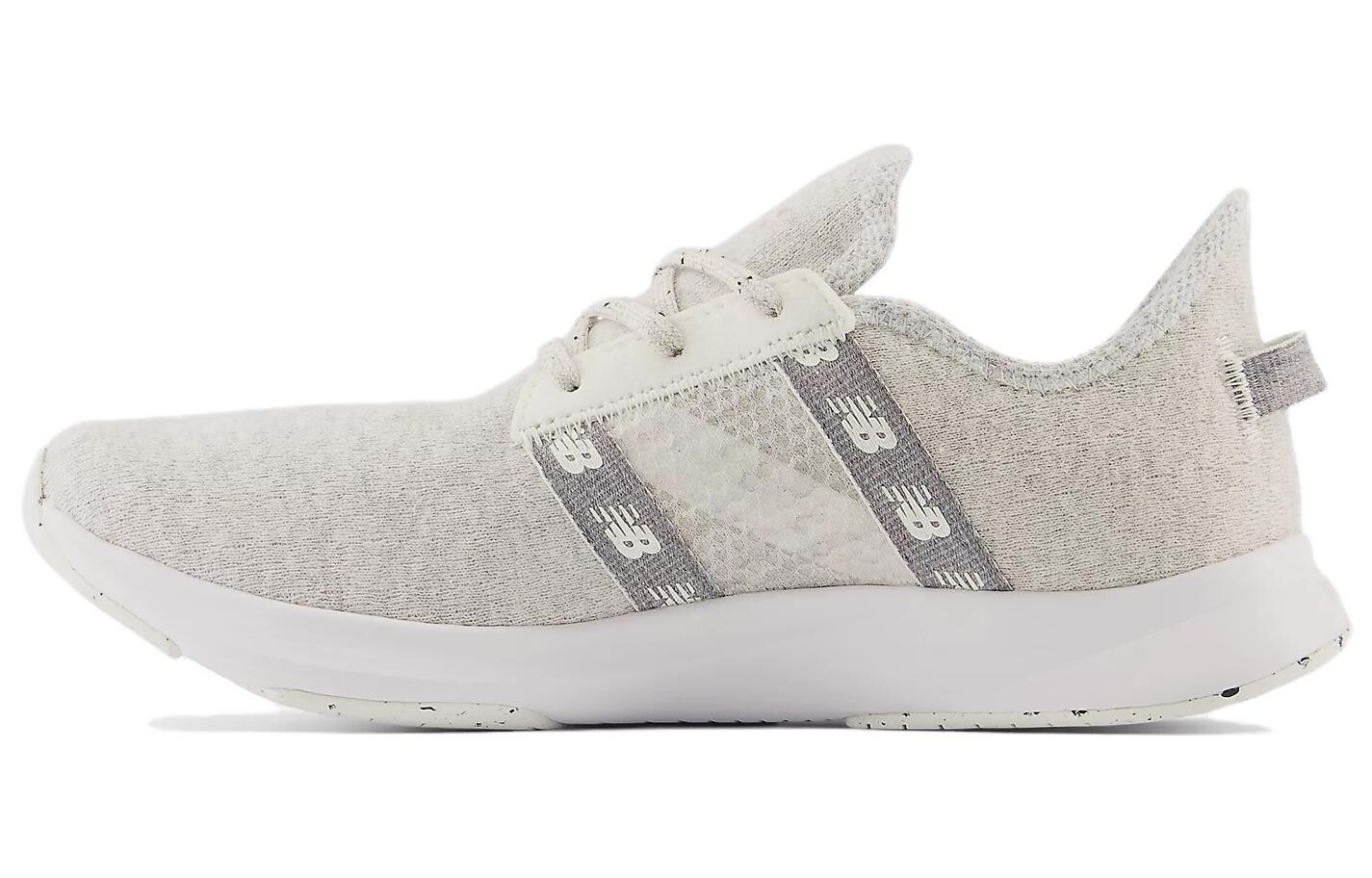 Кроссовки New Balance Dynasoft Nergize v3, белый/серый
Кроссовки New Balance Dynasoft Nergize v3, белый/серый