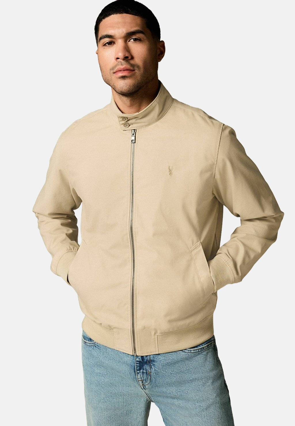 Куртка-бомбер REGULAR FIT Next, бежевый
Куртка-бомбер REGULAR FIT Next, бежевый