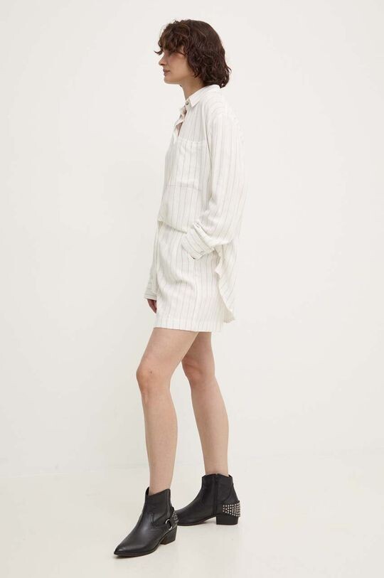 Льняные шорты Answear Lab, белый 
Льняные шорты Answear Lab, белый